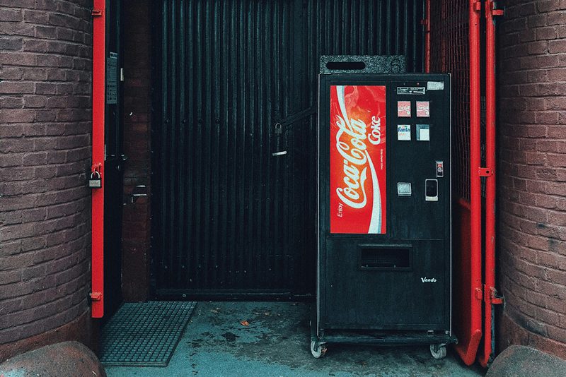 coca-cola vending machine