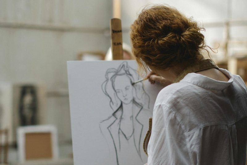 portrait artist sketching