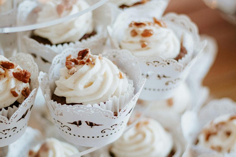 wedding cupcakes on tiered platter